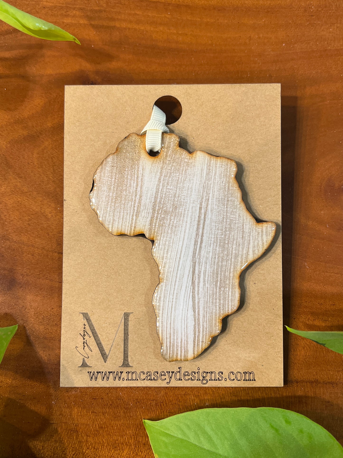‘Ivory’ Africa Ornament